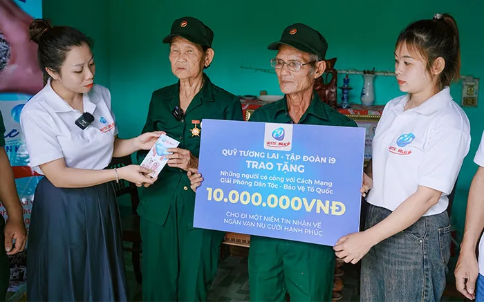 Đội ngũ hỗ trợ khách hàng chuyên nghiệp cho game đánh bài đổi thưởng rút tiền mặt